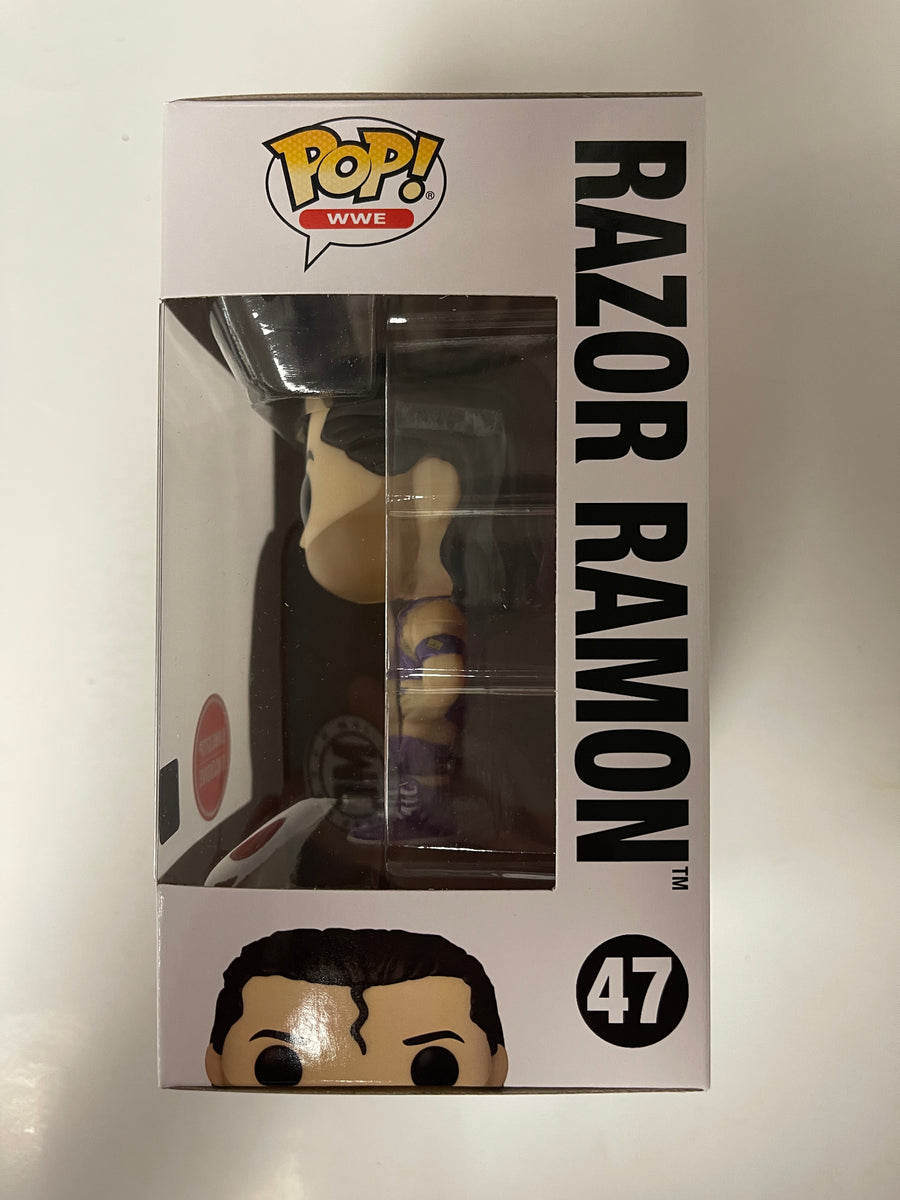 Funko Bitty Pop! WWE – Pack 4 Figurines Miniatures – Razor Ramon, Diesel, Rey Mysterio + Figurine Mystère