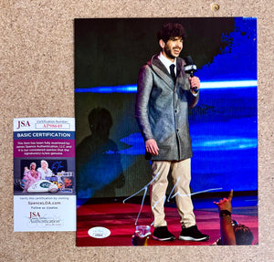 Descriptive image text