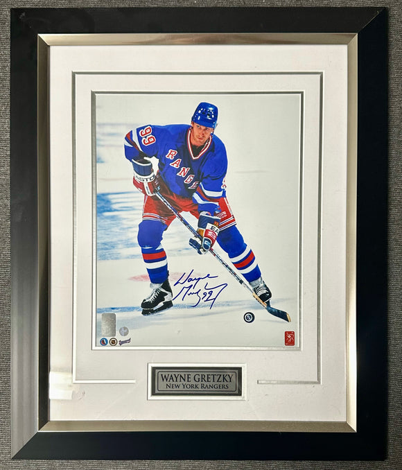 Wayne Gretzky Signed & Framed NHL New York Rangers 11x14 With Frameworth COA