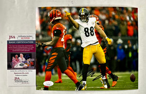 Descriptive image text