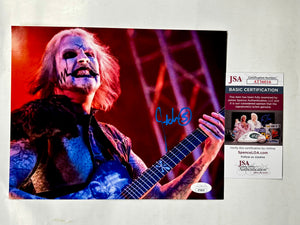 Descriptive image text