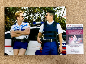 Actor Thomas Lennon Signed Lieutenant Jim Dangle Reno 911 8x10 Photo W/ JSA COA