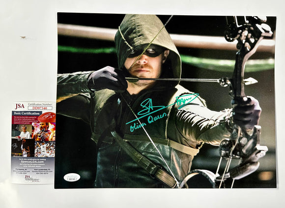 Stephen Amell Signed Green Arrow Oliver Queen 11x14 With JSA COA