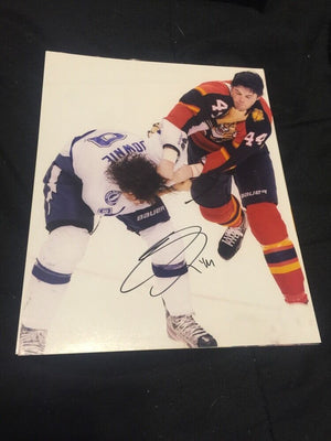 Descriptive image text