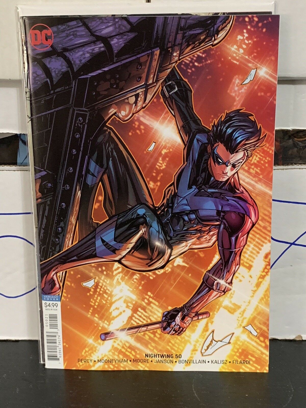 Nightwing (4th Series) 45 Var A Comic Book NM – Digital Heroes Nightwing (4th Series) 45 Var A Comic Book NM – Digital Heroes